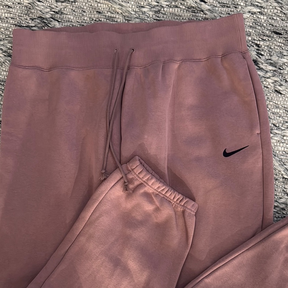 NWT Nike Oversized Fit High Rise Jogger